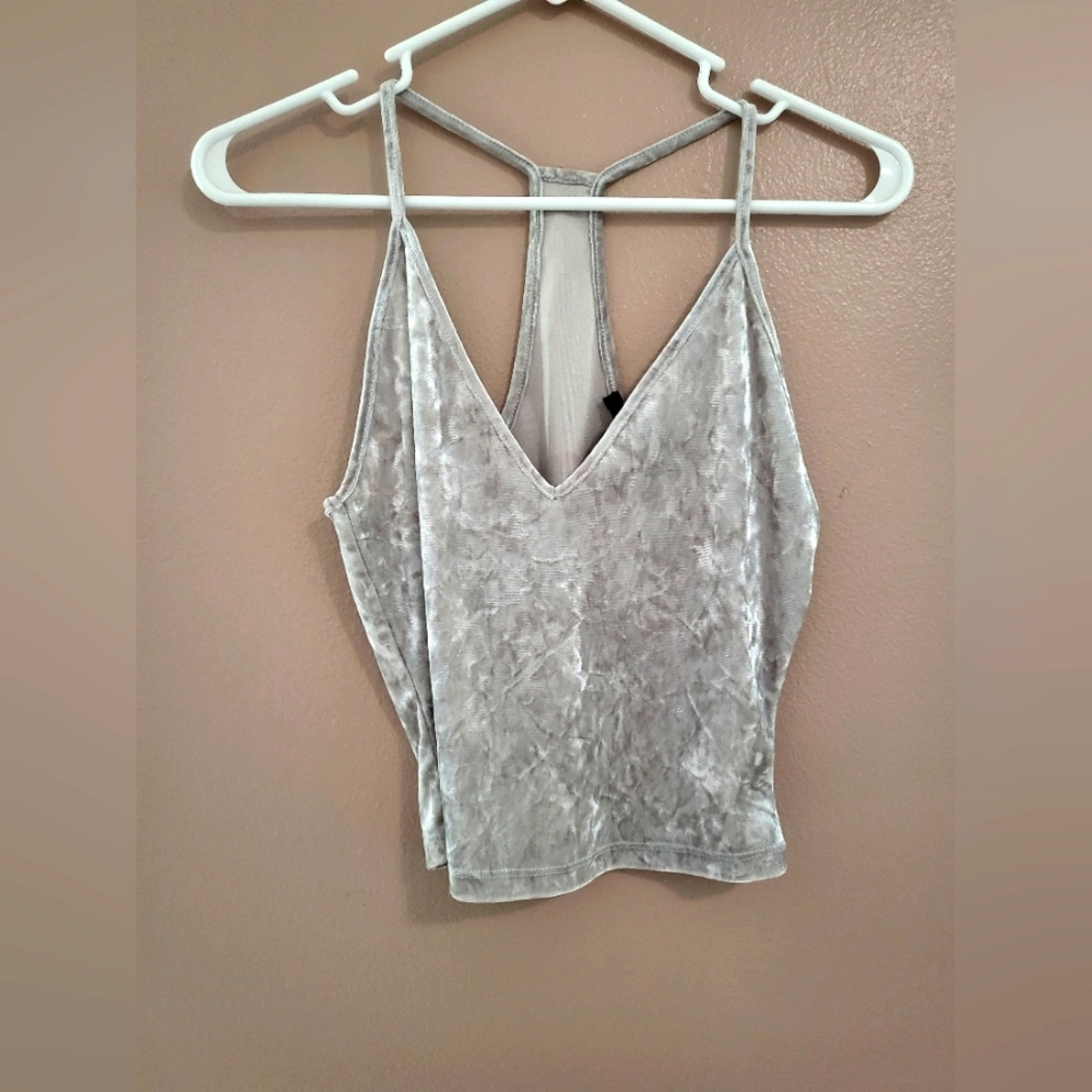 F21 small gray v cut crop top
